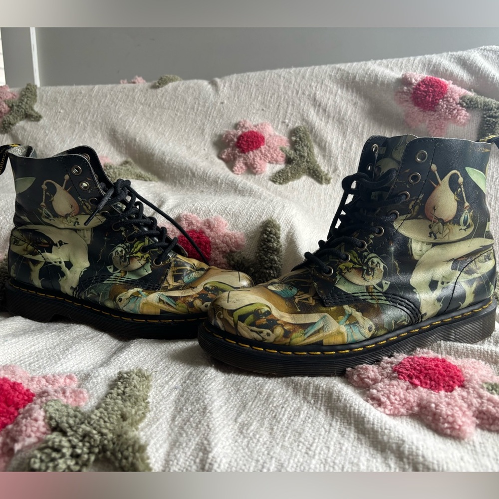 Dr Marten Artistic Printed Lace-Up Boots